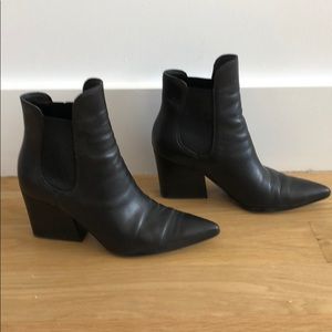 Kendall and Kylie Finch leather boots